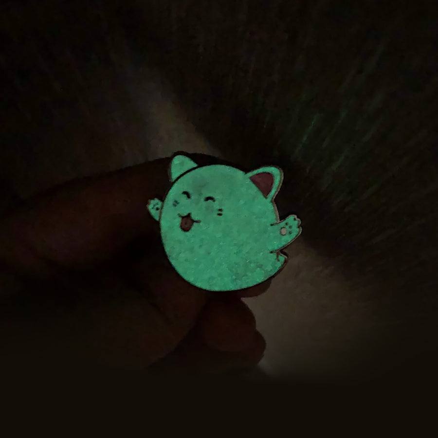 glow in the dark ghost cat lapel pin